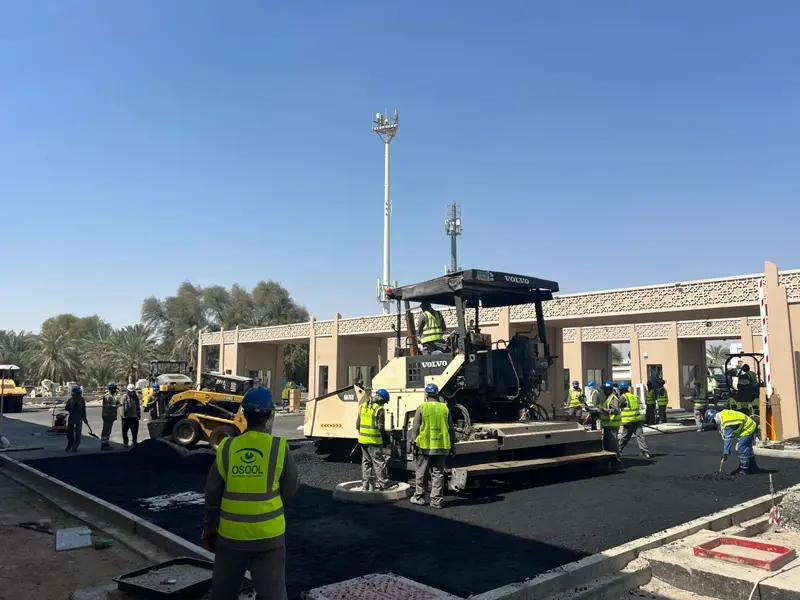Infrastructure asphalt paving machines and construction equipment fleet used by Osool AlRoyah General Contracting in the UAE